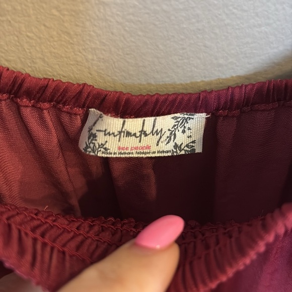 Intimately FREE PEOPLE Another Round bodysuit blouse smocked square neck wine Sm - Picture 3 of 16